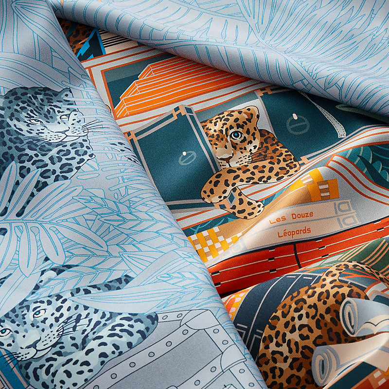 Les Douze Leopards double face scarf 90 | Hermès Mainland China